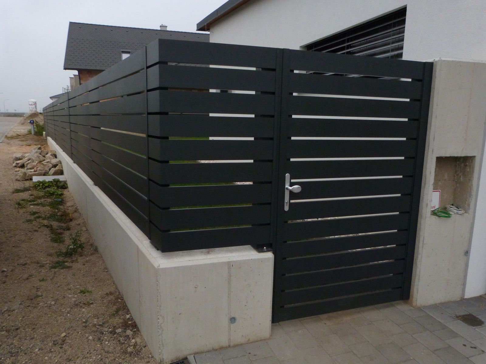 Vodorovné profily 120x20 mm