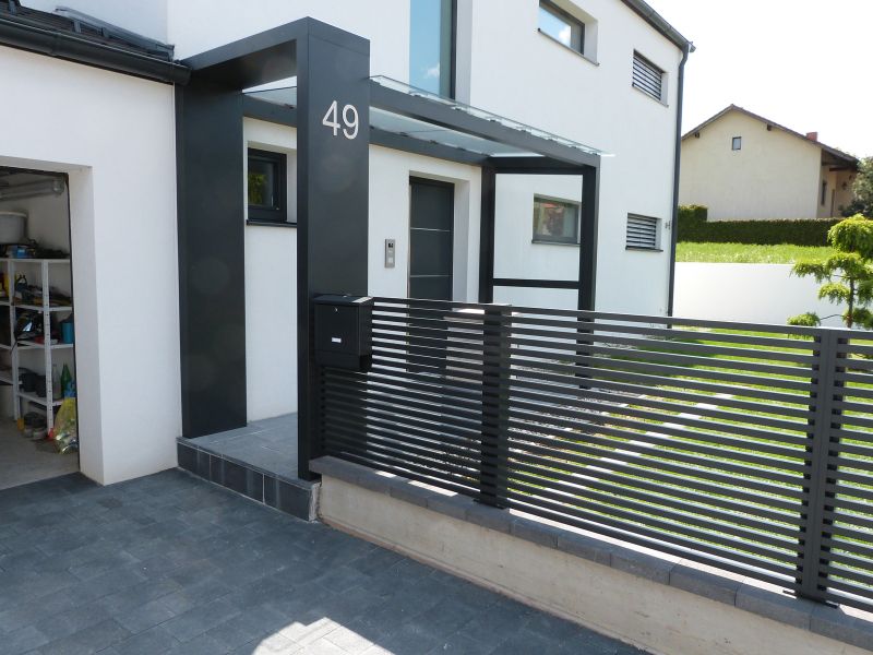 Vchodové stříšky