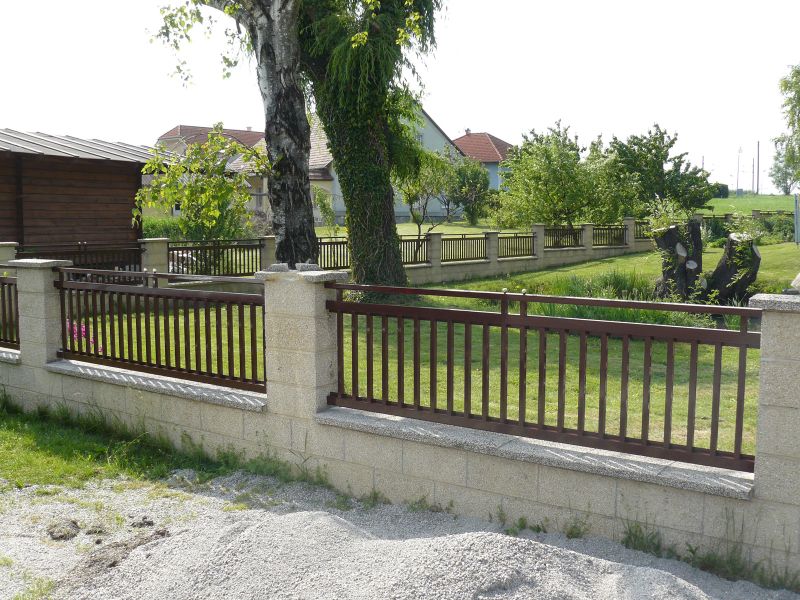 Svislý profil 20x20 mm