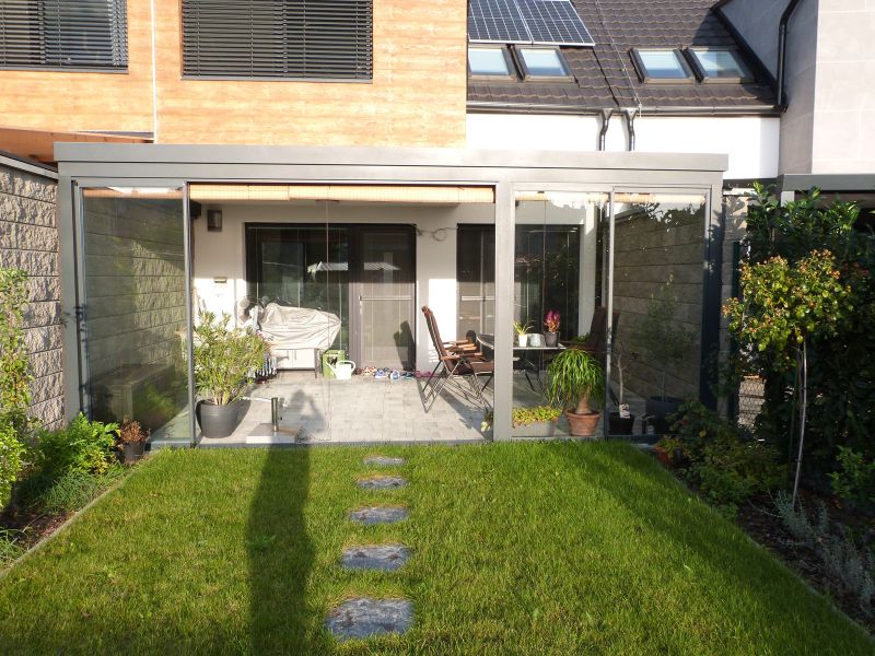 Posuvné stěny a fixní zasklení