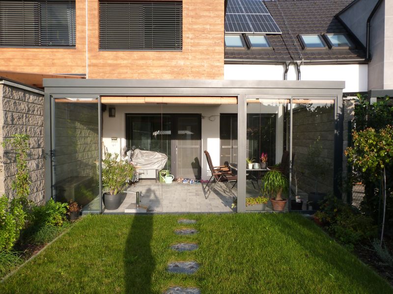 Posuvné stěny a fixní zasklení