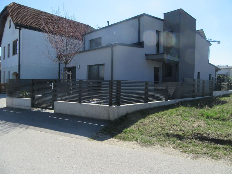 Vodorovné profily 30x30 mm