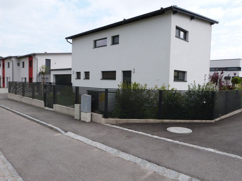 Vodorovné profily 30x30 mm