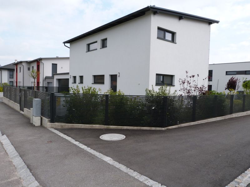 Vodorovné profily 30x30 mm