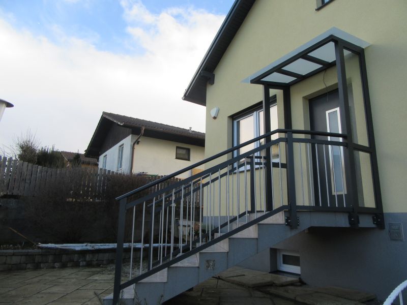 Vchodové stříšky