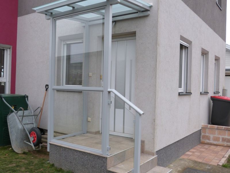 Vchodové stříšky