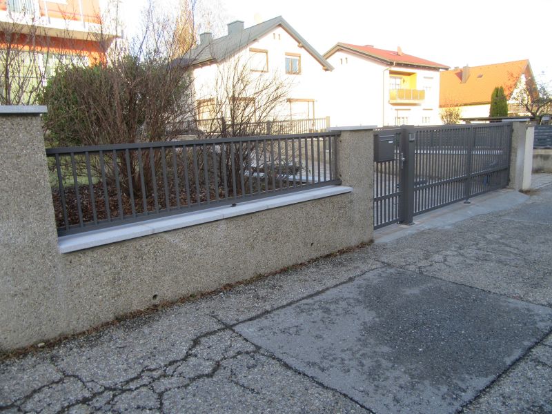 Svislý profil 20x20 mm