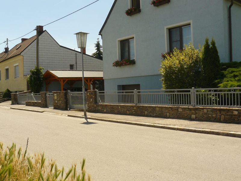 Vodorovné profily 40x20 mm