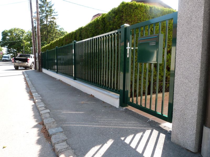 Svislý profil 20x20 mm